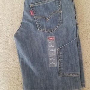 Levi's Women's Utility Shorts. NWT
